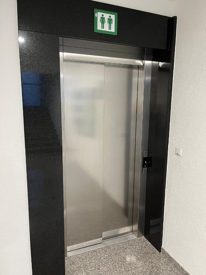 Studio Apartman Implex Lägenhet Ðakovo Exteriör bild